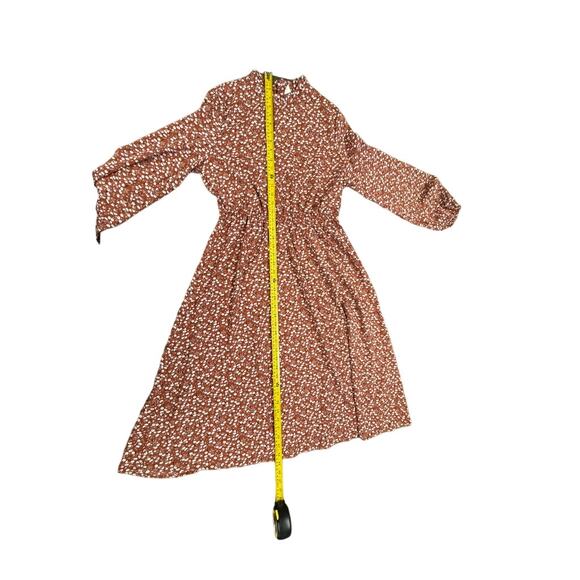 Brown sheer ,Prairie‎ dress w/ white flowers, Bishop Sleeve, Fall ,Thanksgiving - Picture 6 of 9